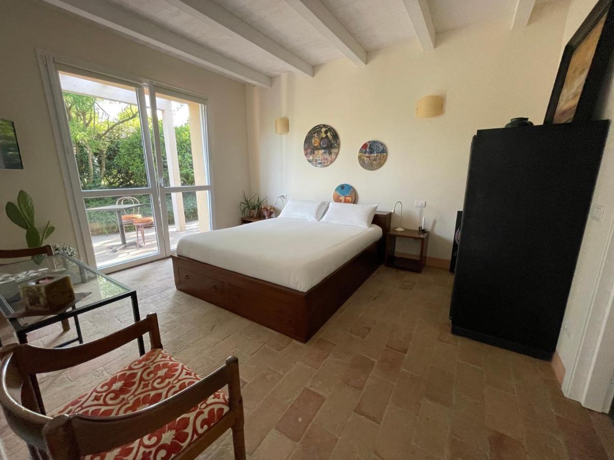Bed and Breakfast Pioppi Neri R&B Felino Экстерьер фото